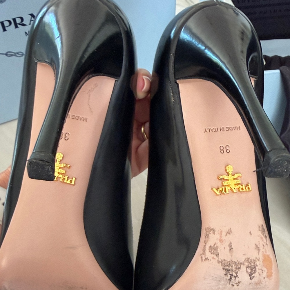 Prada Black Leather Classic Pump - Women's - Picture 4 of 5